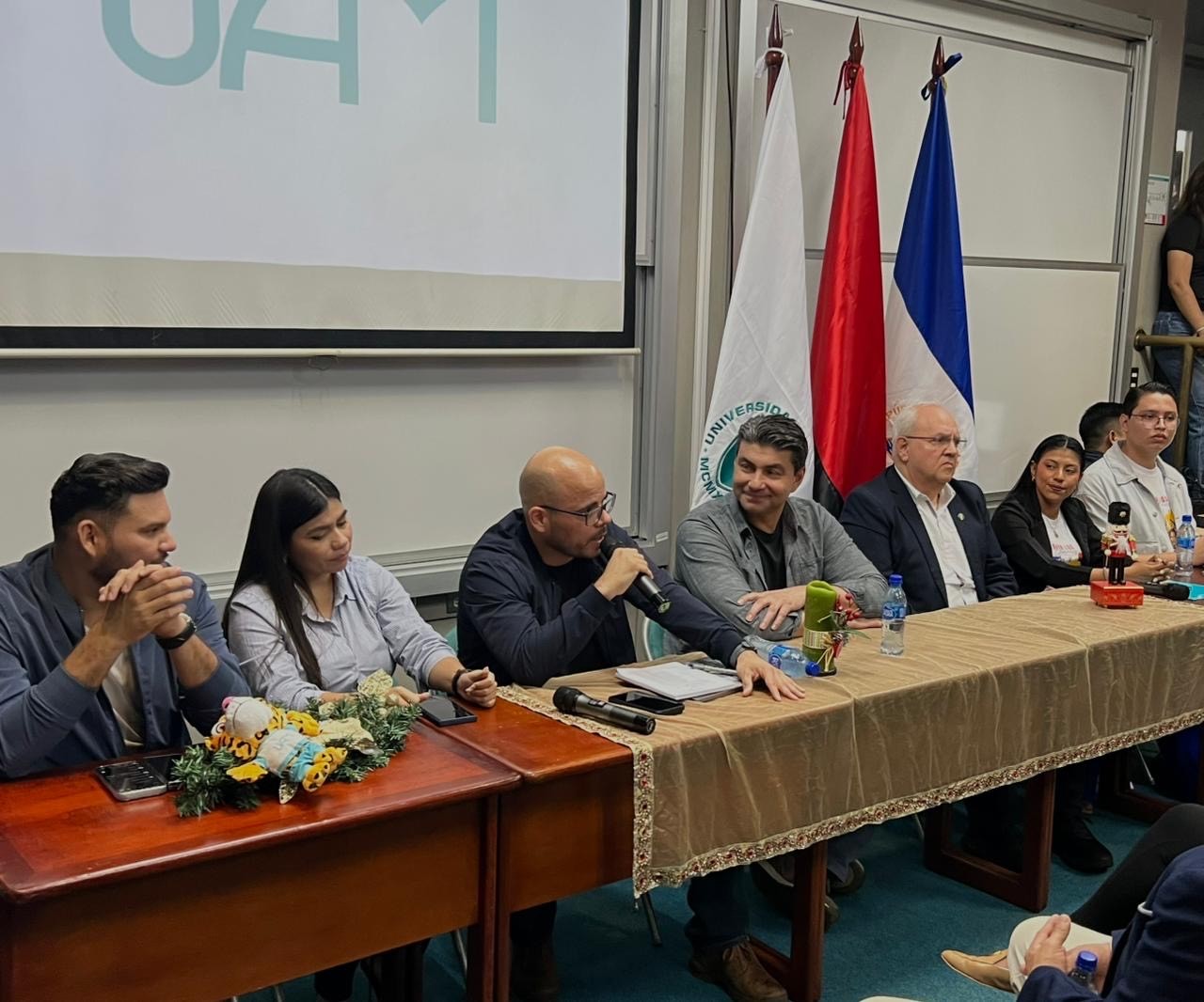 UAM6