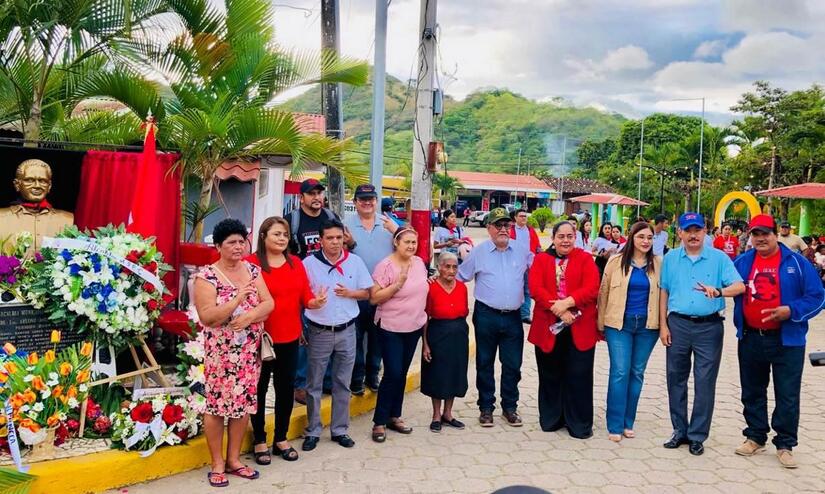 YALAGUINA-(15)