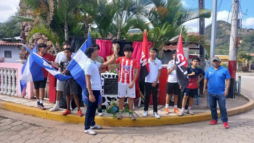YALAGUINA-(2)