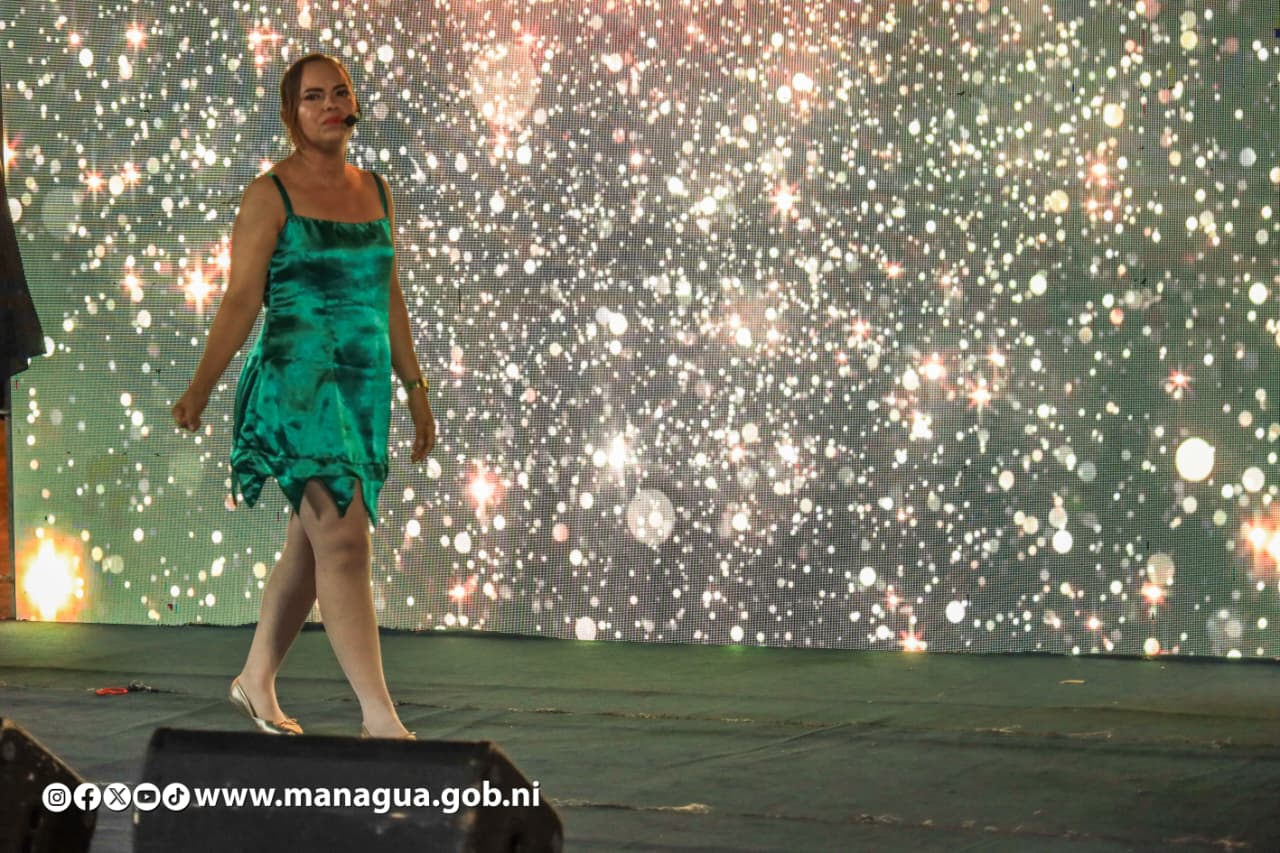 CANTANDO-(6)