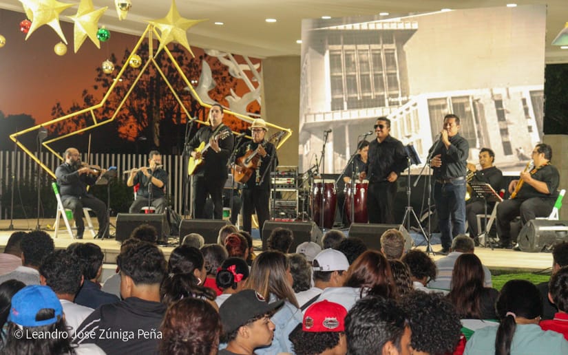 Concierto--(50)