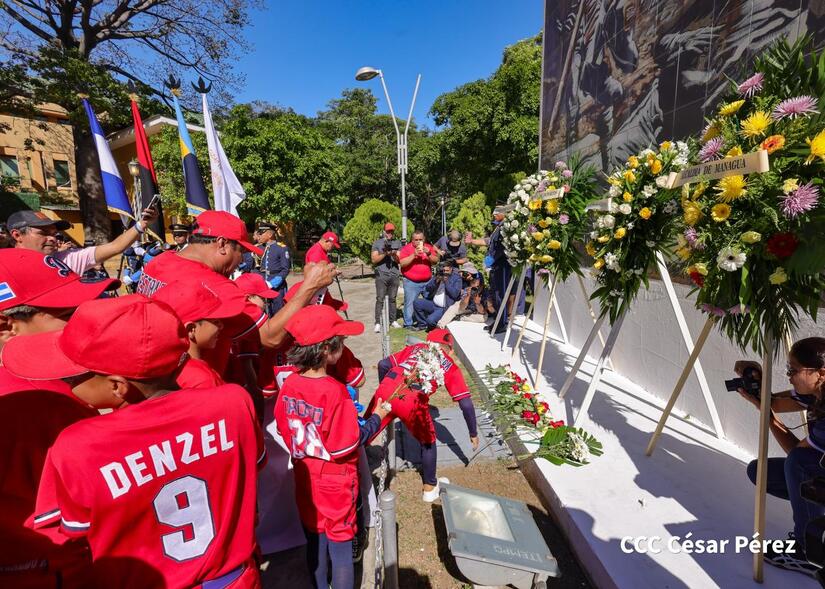 HOMENAJE15