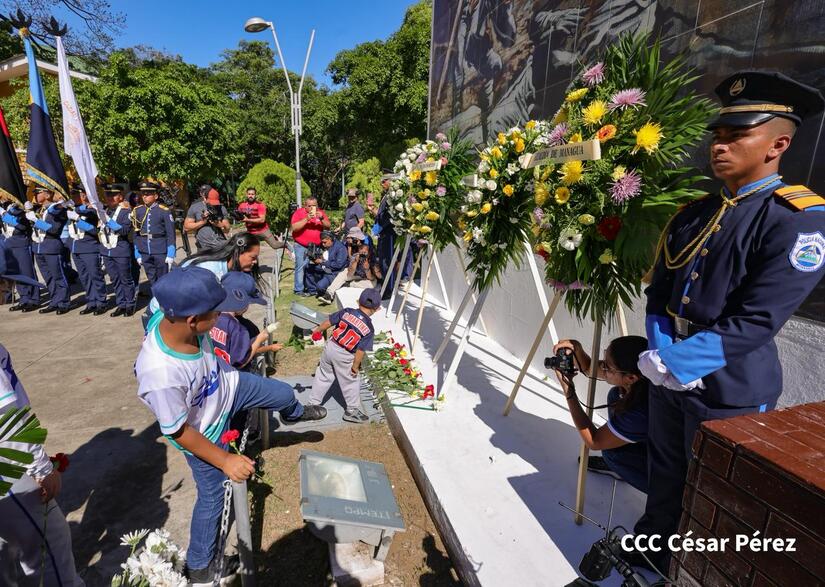 HOMENAJE2