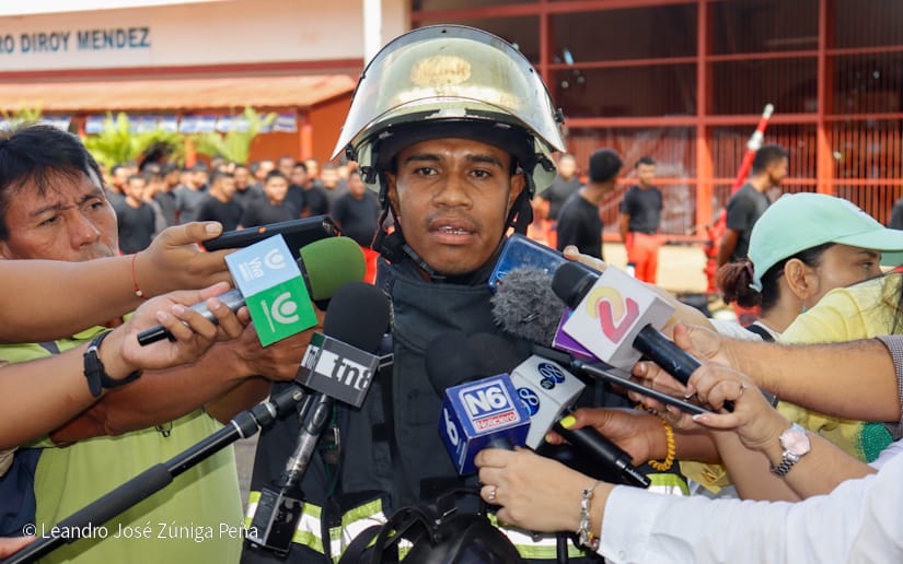 BOMBEROS35