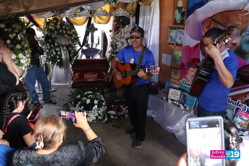 HERNANDEZ12
