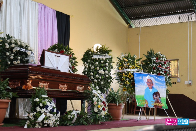 HERNANDEZ33