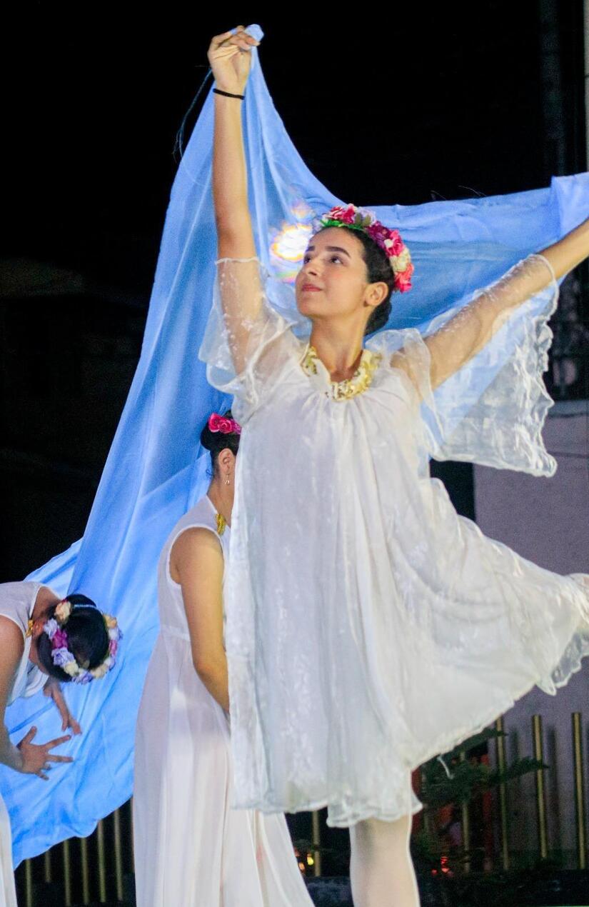 GALA-(14)