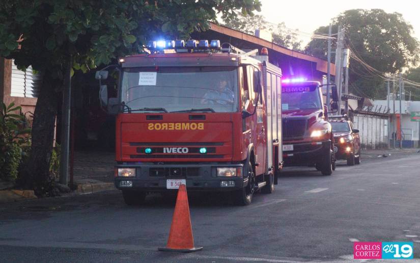 Bomberos--11