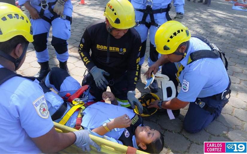 BOMBEROS-4