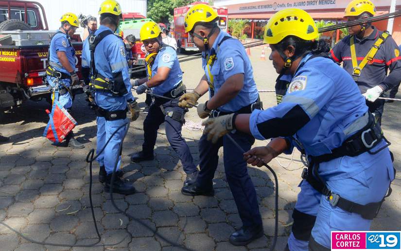 BOMBEROS-6