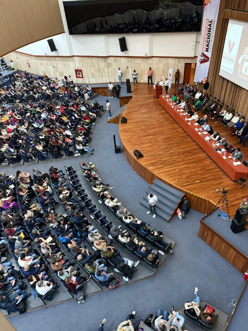 IZQUIERDA12