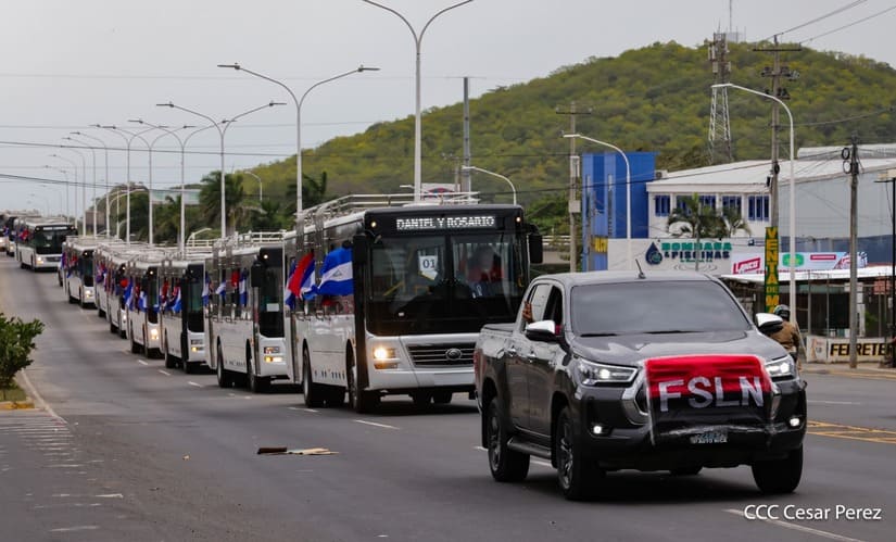 BUSES-(8)