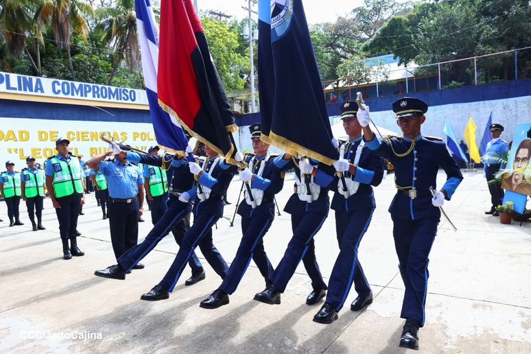 POLICIA-13