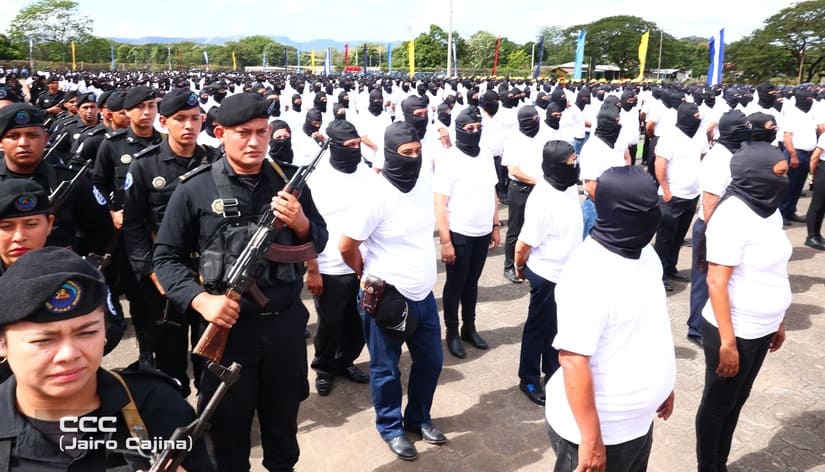 POLICIA12
