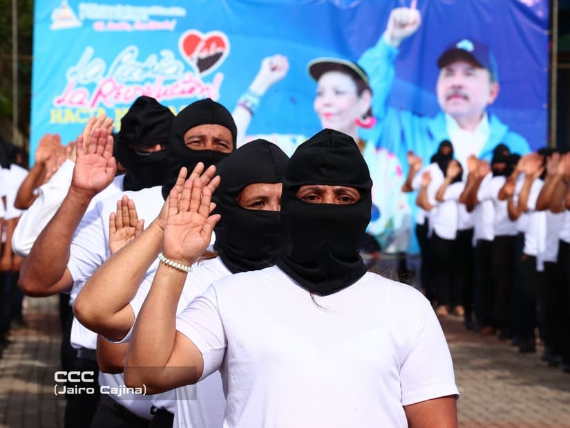 POLICIA12