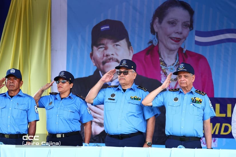POLICIA21