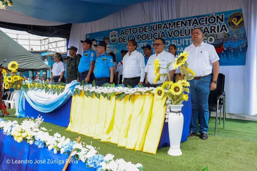 POLICIA12