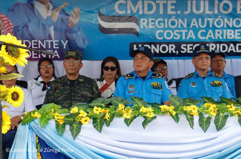 POLICIA38