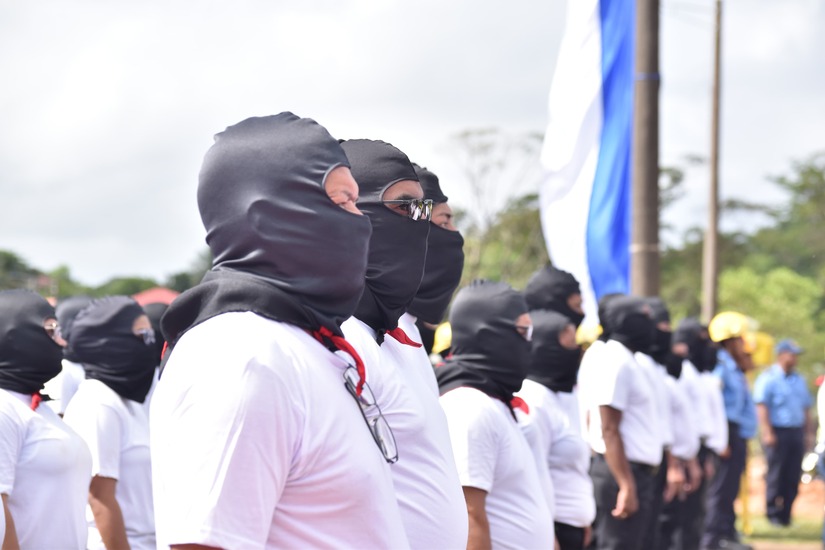 POLICIA12