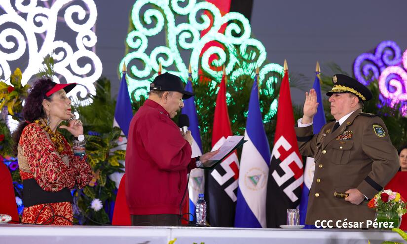 Juramentacion-del-Jefe-del-Ejercito-de-Nicaragua-5