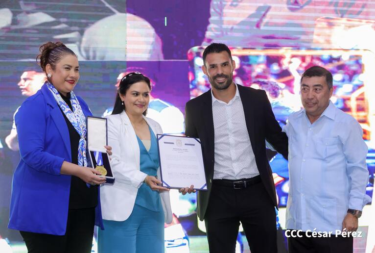 PREMIACION14
