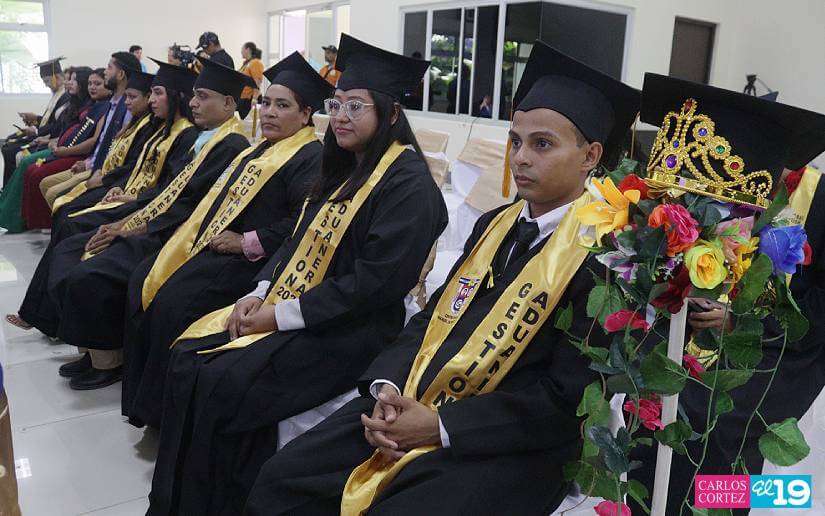 DIPLOMAS10