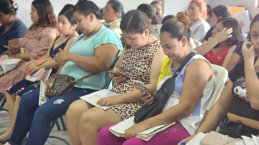 MUJERES7