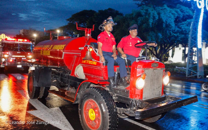 BOMBEROS-23
