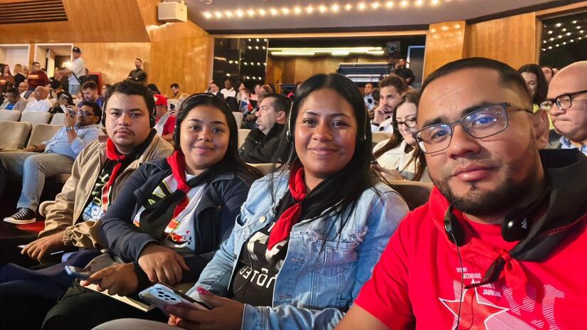 Cumbre-de-los-Pueblos-por-La-Paz-y-en-Contra-de-la-Guerra-3