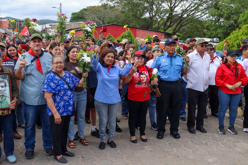 ESTELI-(24)