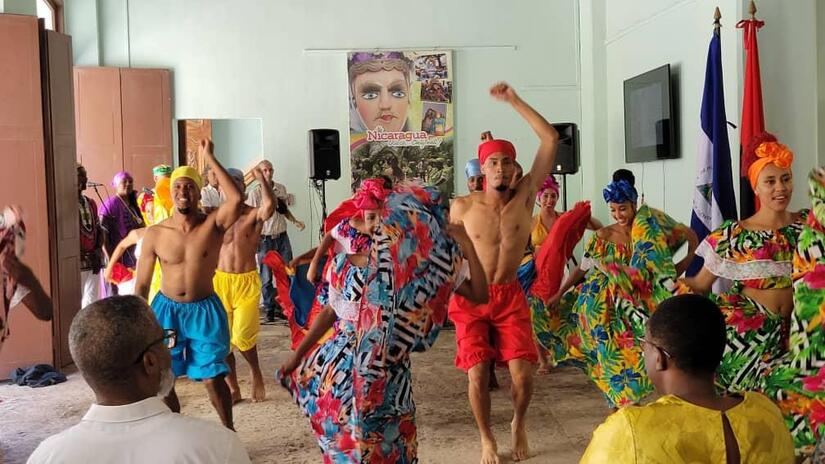 CUBA-(4)