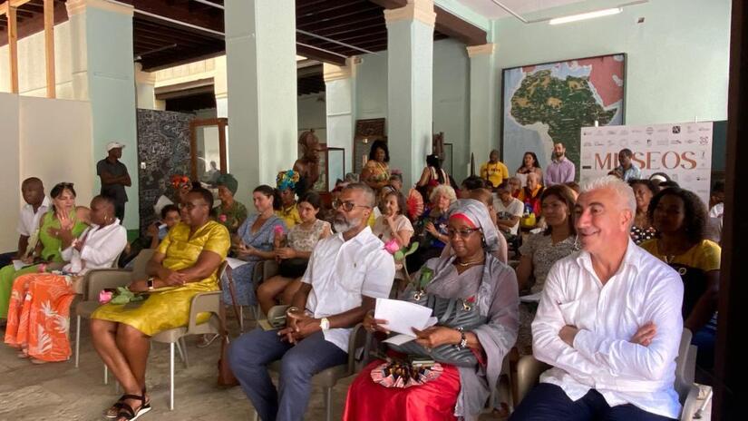 CUBA-(9)