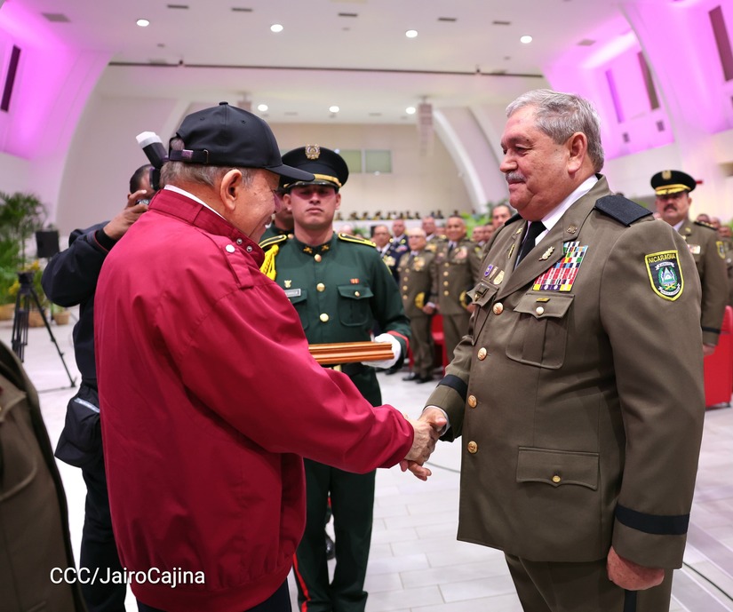 Acto-de-ascenso-militar-20