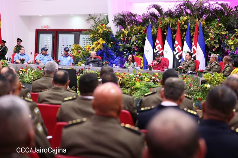 Acto-de-ascenso-militar-35