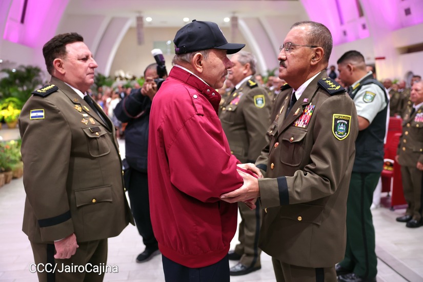 Acto-de-ascenso-militar-36