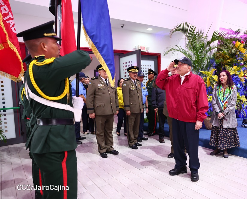 Acto-de-ascenso-militar-39