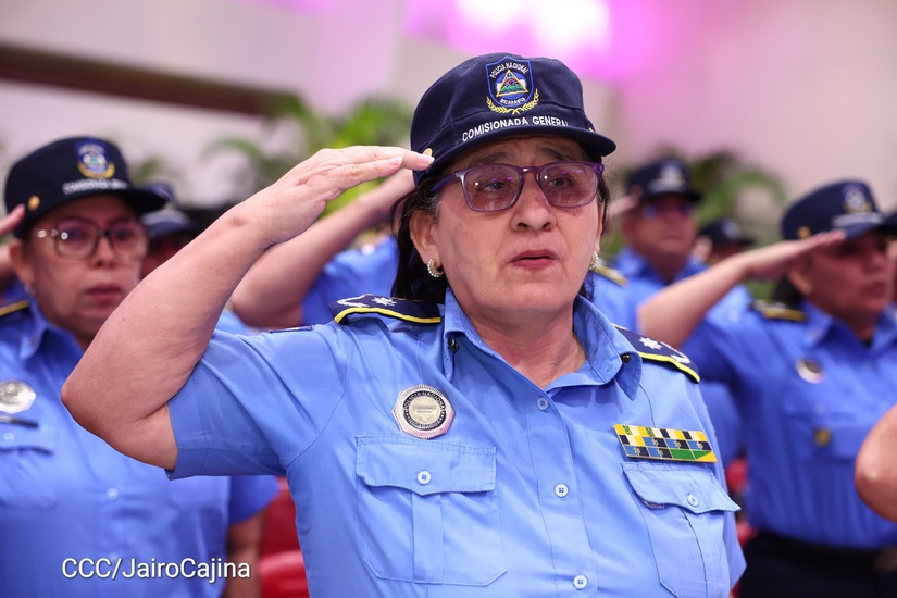 Acto-de-ascenso-militar-44