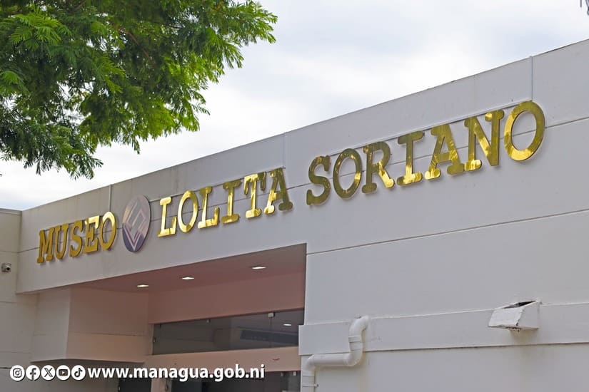 LOLITA-(10)