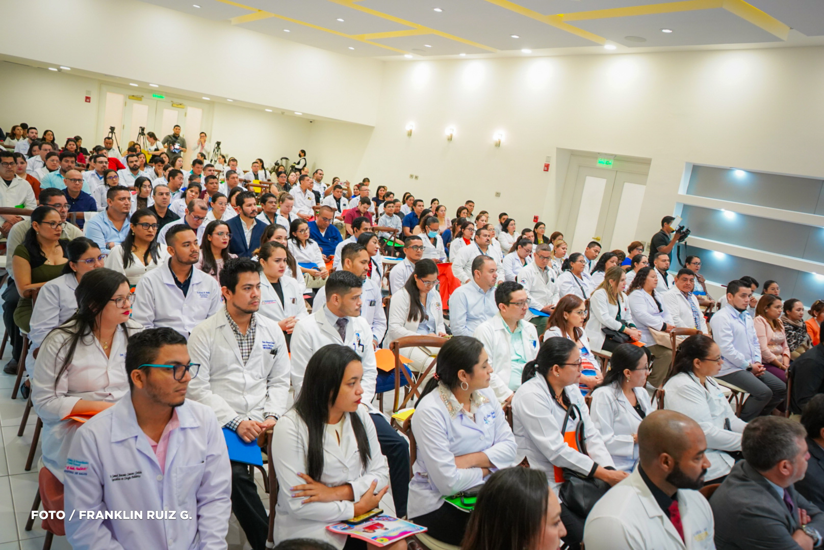 CONGRESO-15