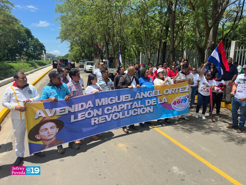 LEON49