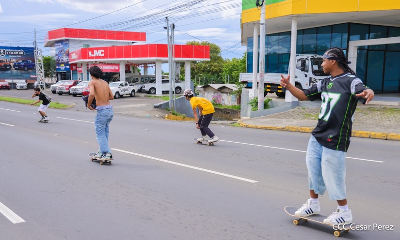 Skateboarding--(18)
