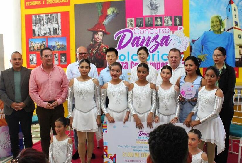 GANADORES8