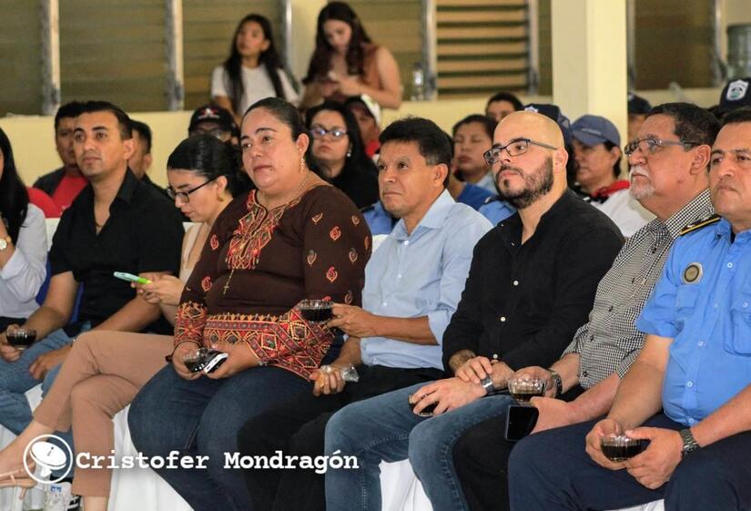 COMUNICADORES-(13)