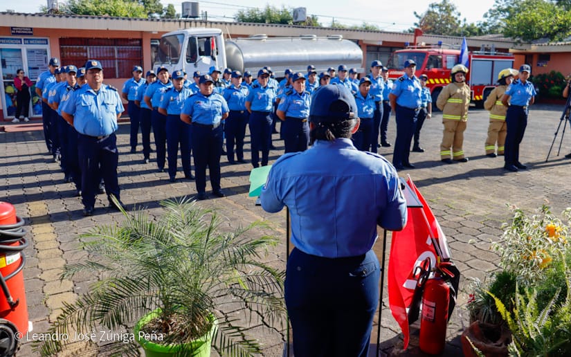 BOMBEROS-13