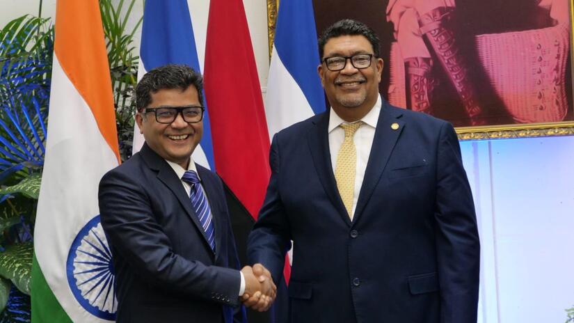 INDIA-Y-NICARAGUA-4