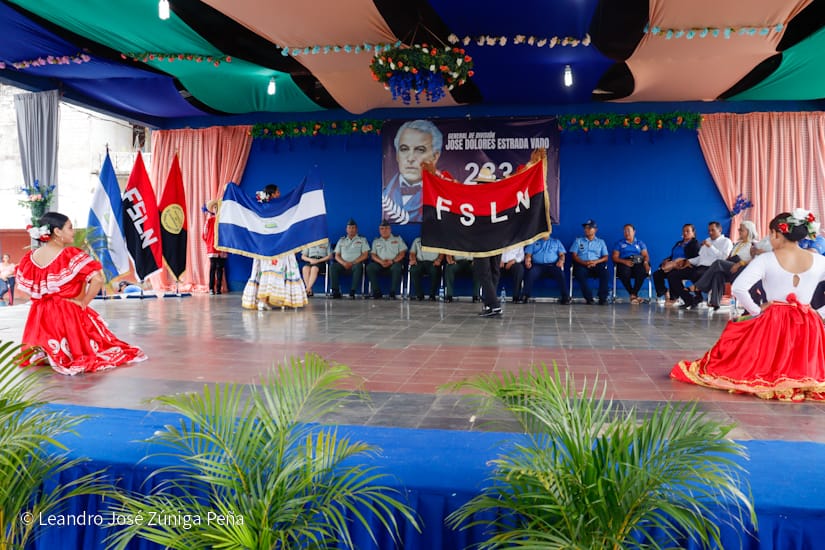 DESFILE-(42)
