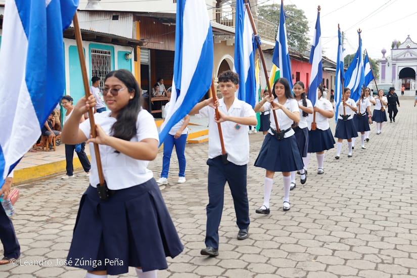 DESFILE-(70)