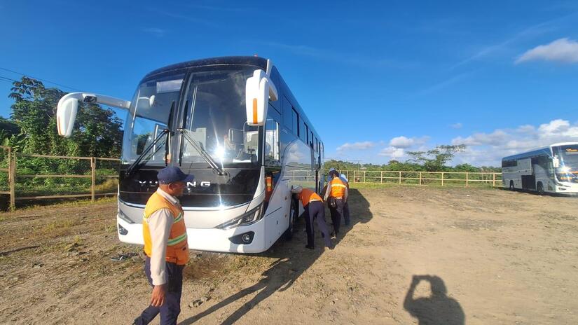 BUSES1