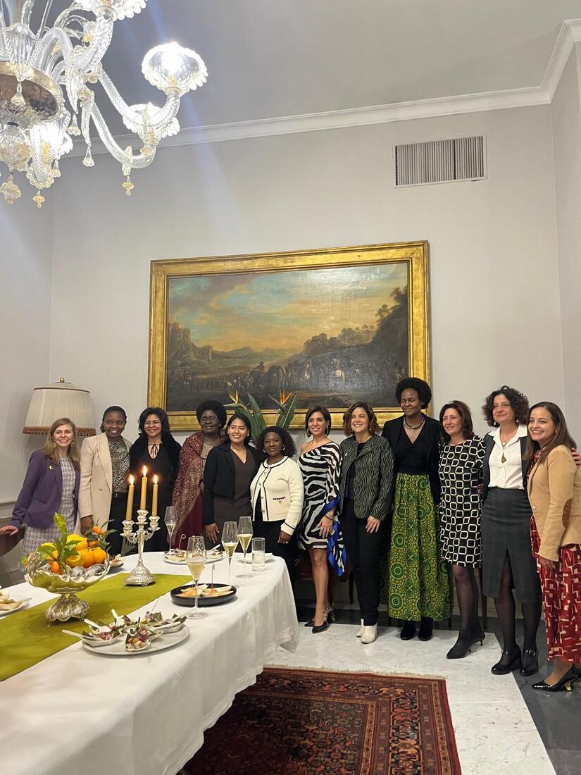 Encuentro-de-Mujeres-Embajadoras-1