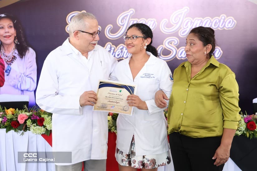 GRADUACION24